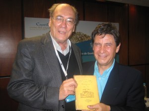 4-Murià, Macià entrega d'exemplar 1a ed. de 1947