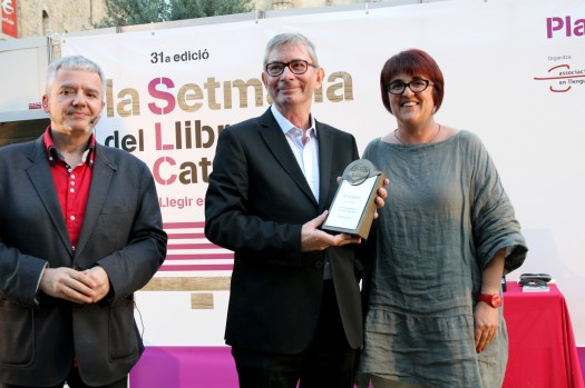 Pep Albanell amb Montse Ayats, presidenta de La Setmana, i Màrius Serra